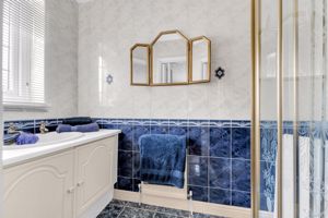 Photo 1- click for photo gallery